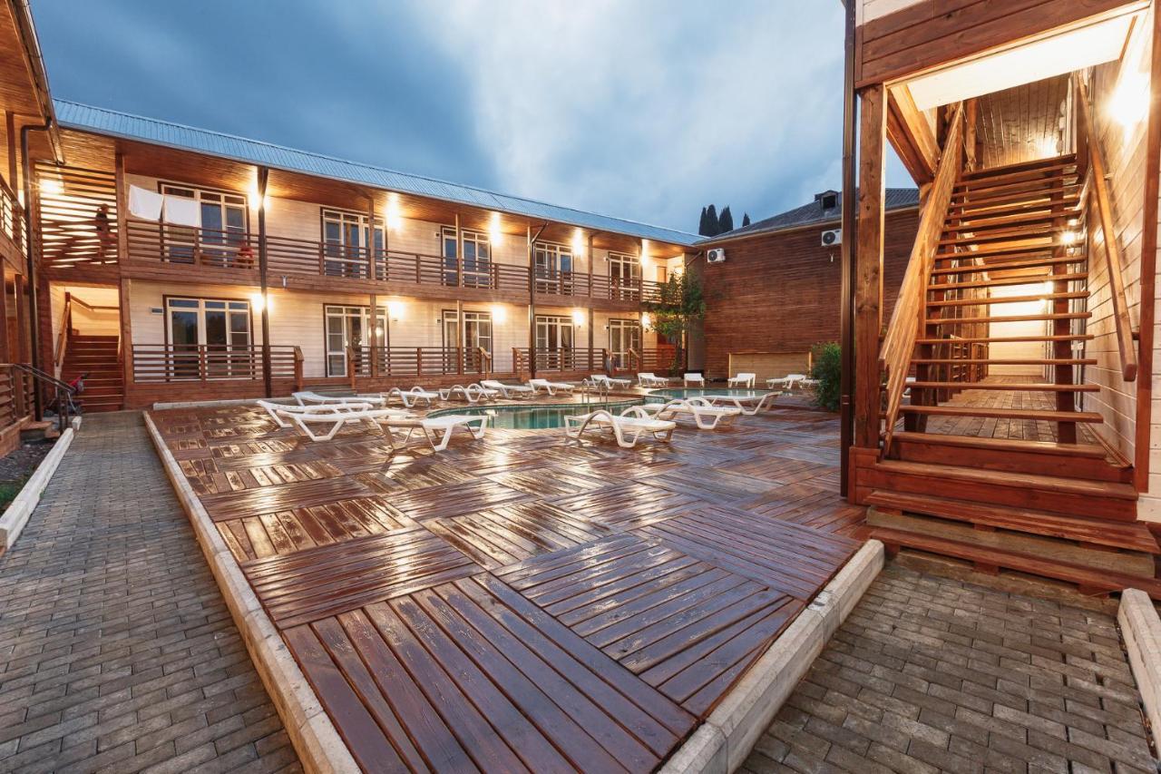 Guest House Amshin Tsandrypsh Exterior foto