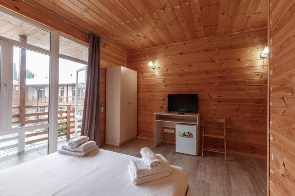 Guest House Amshin Tsandrypsh Exterior foto