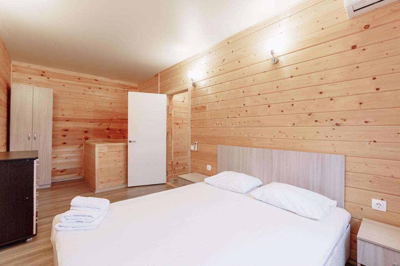 Guest House Amshin Tsandrypsh Exterior foto